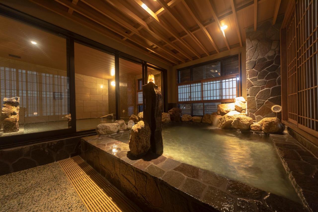 Dormy Inn Premium Namba Annex Natural Hot Spring Osaka Exterior foto